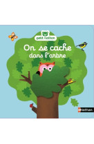 On se cache dans l'arbre